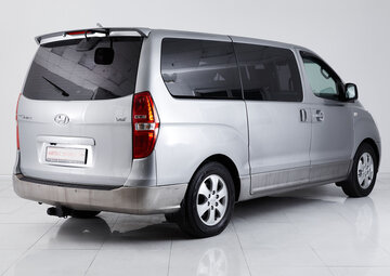 Hyundai Grand Starex Вид 5