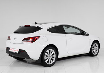 Opel Astra Вид 4
