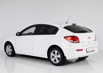 Chevrolet Cruze Вид 4