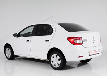 Renault Logan Вид 4