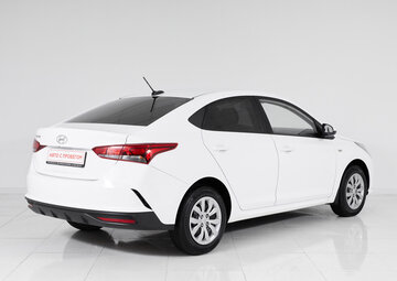 Hyundai Solaris Вид 4