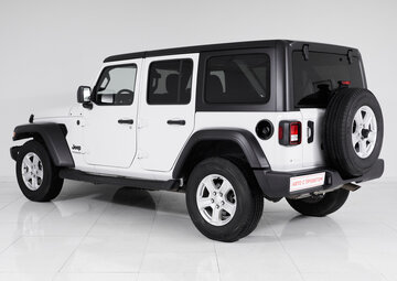Jeep Wrangler Вид 4