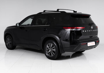 Nissan Pathfinder Вид 4