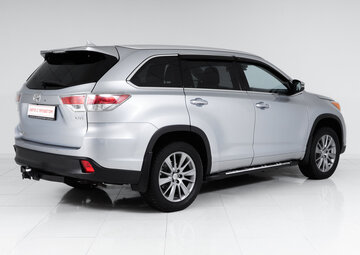 Toyota Highlander Вид 4
