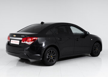 Chevrolet Cruze Вид 4