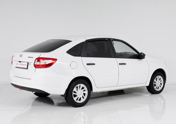 Lada Granta Вид 4
