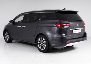 Kia Carnival Вид 4