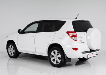 Toyota RAV4 Вид 4