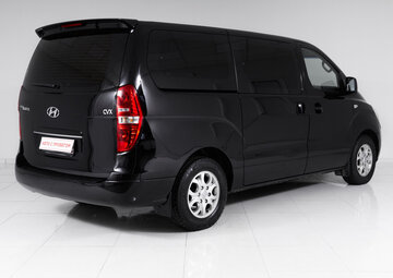 Hyundai Grand Starex Вид 4