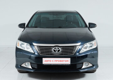 Toyota Camry Вид 2