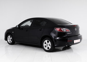 Mazda 3 Вид 4