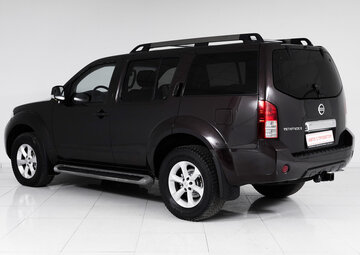 Nissan Pathfinder Вид 4