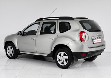 Renault Duster Вид 4