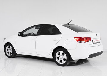 Kia Cerato Вид 4