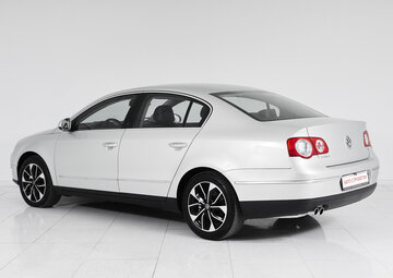 Volkswagen Passat Вид 4