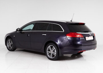 Opel Insignia Вид 4