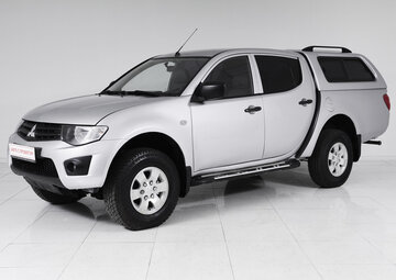Mitsubishi L200 Вид 1
