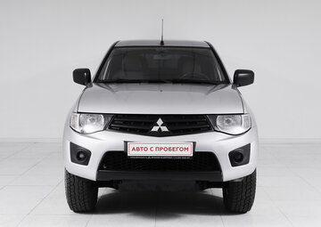 Mitsubishi L200 Вид 2