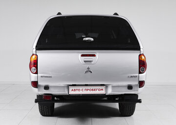 Mitsubishi L200 Вид 5