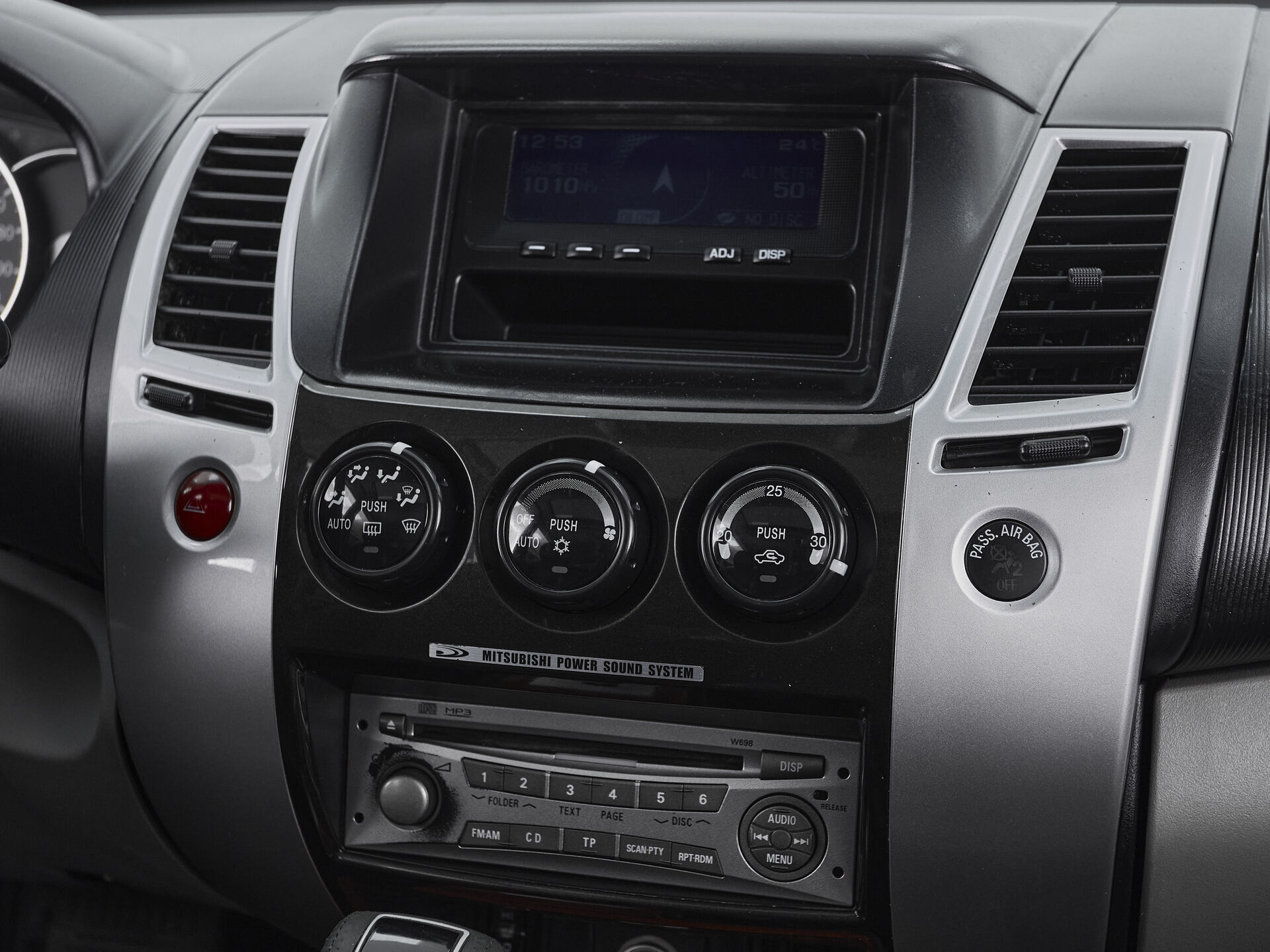 Mitsubishi Pajero Sport