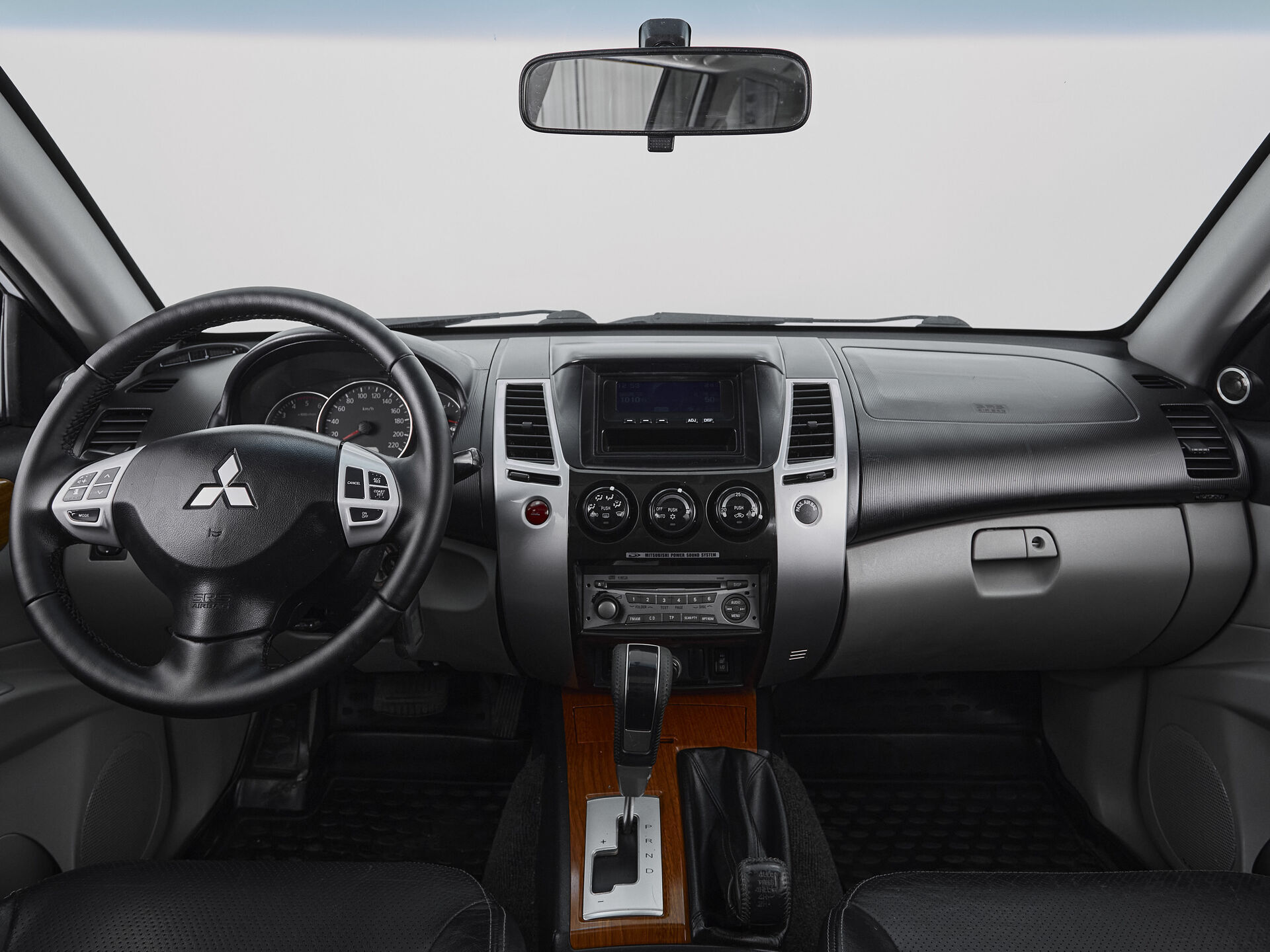 Mitsubishi Pajero Sport