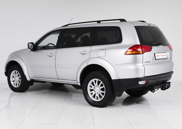 Mitsubishi Pajero Sport Вид 4