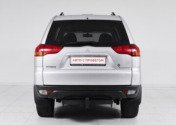 Mitsubishi Pajero Sport Вид 5