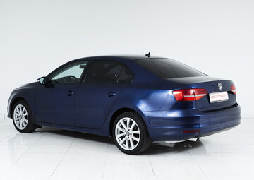 Volkswagen Jetta Вид 4