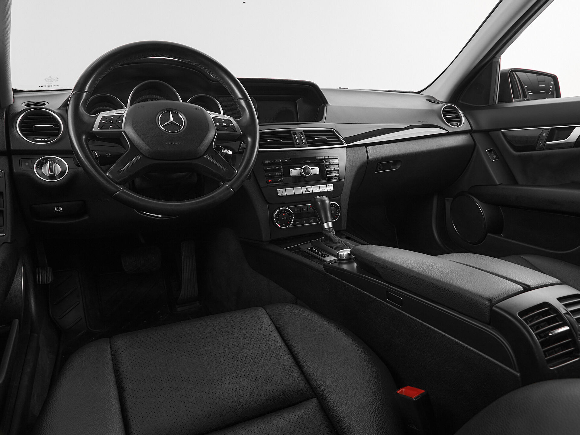 Mercedes benz C-Класс