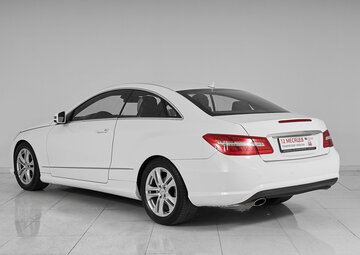 Mercedes benz E-Класс Вид 4
