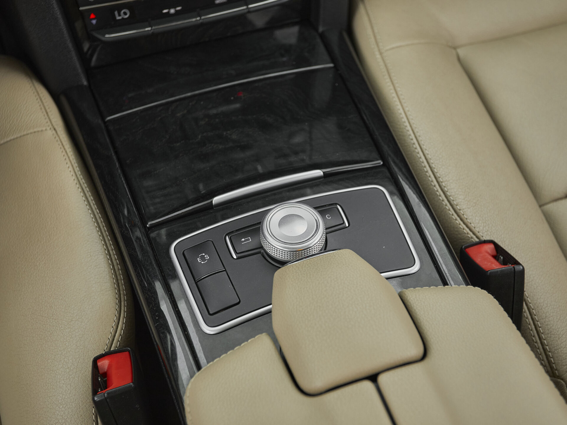 Mercedes benz E-Класс