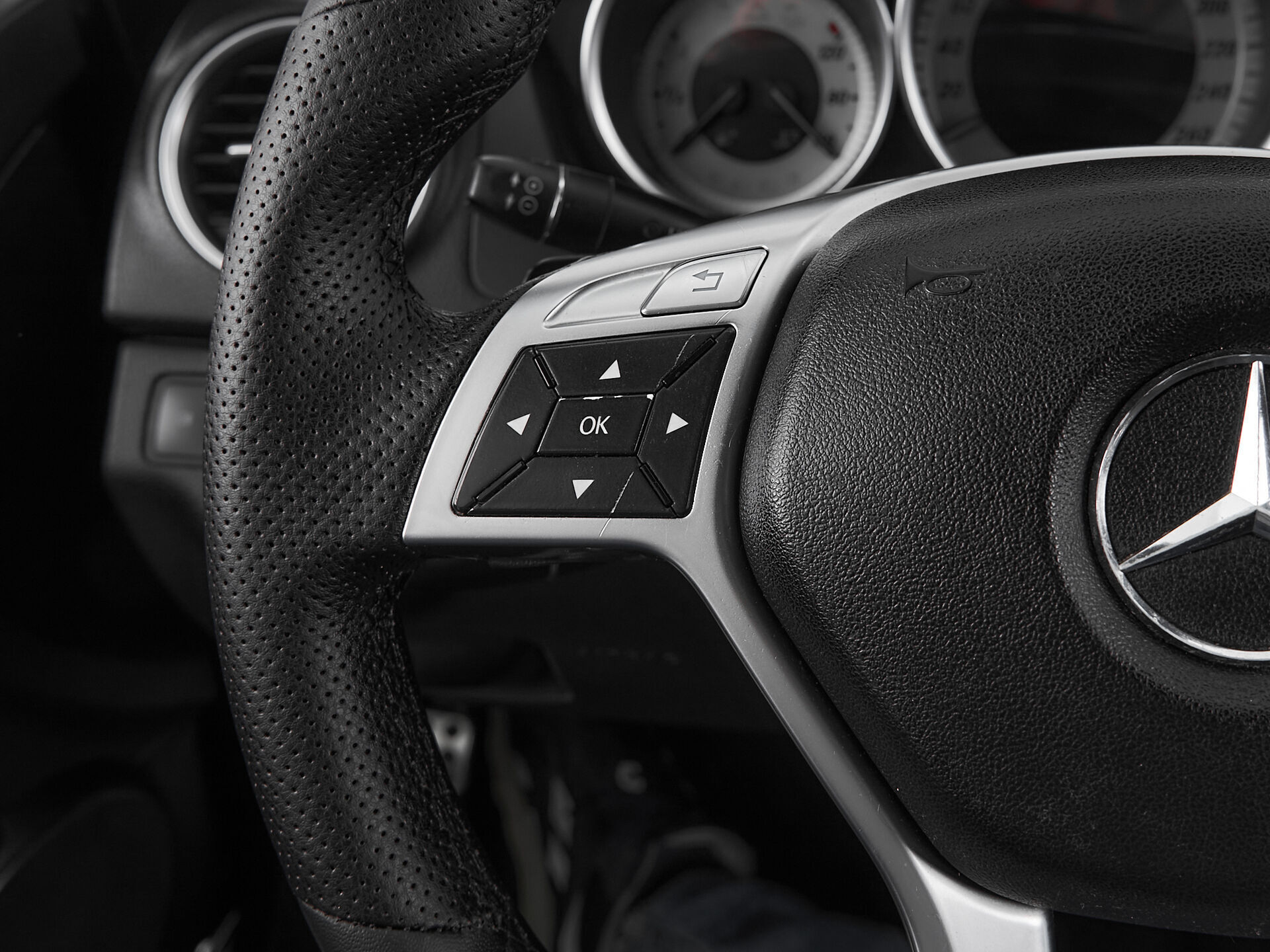 Mercedes benz C-Класс