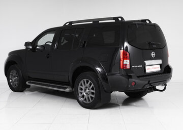 Nissan Pathfinder Вид 4