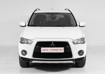 Mitsubishi Outlander Вид 2