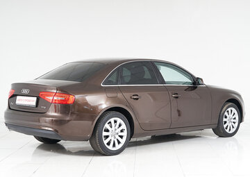 Audi A4 Вид 4