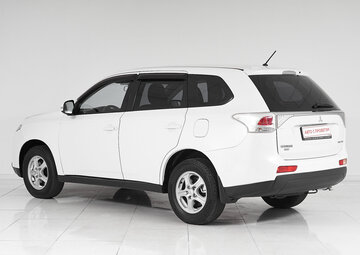Mitsubishi Outlander Вид 4