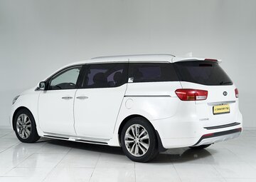Kia Carnival Вид 4