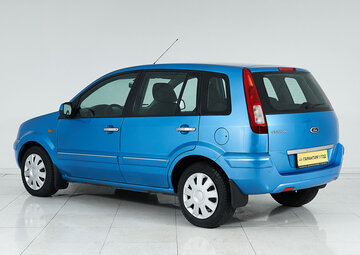 Ford Fusion Вид 4