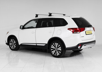 Mitsubishi Outlander Вид 4