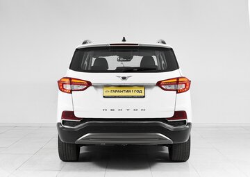 Ssangyong Rexton Вид 5