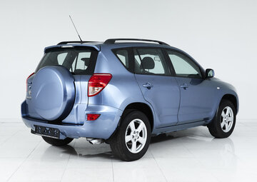Toyota RAV4 Вид 4