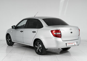 Lada Granta Вид 4
