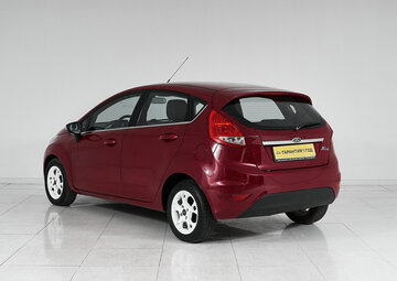Ford Fiesta Вид 4