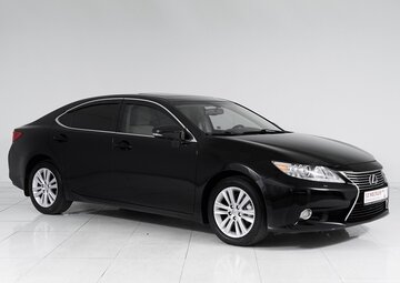 Lexus ES Вид 3
