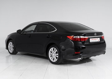 Lexus ES Вид 4