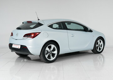 Opel Astra Вид 4