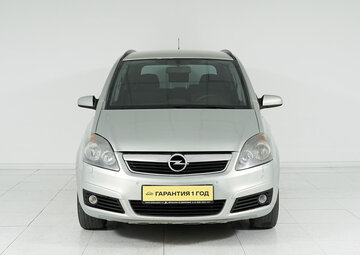 Opel Zafira Вид 2