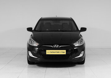 Hyundai Solaris Вид 2