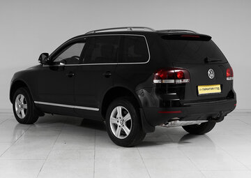 Volkswagen Touareg Вид 4