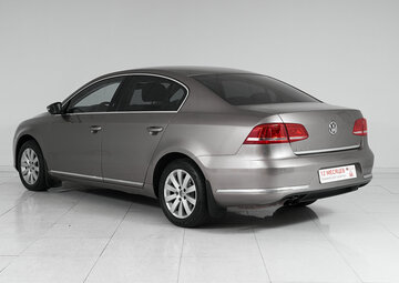 Volkswagen Passat Вид 4